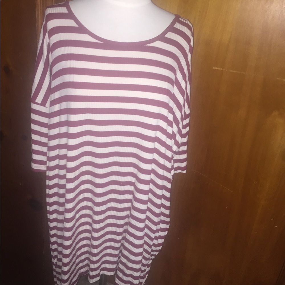 Lularoe Irma burgundy stripe tunic top size xl